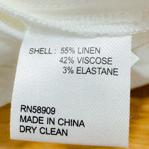 Gianni Bini Smocked Linen Blend Elastic Waist Pull On Shorts White Beach XL NWT - Picture 6 of 7